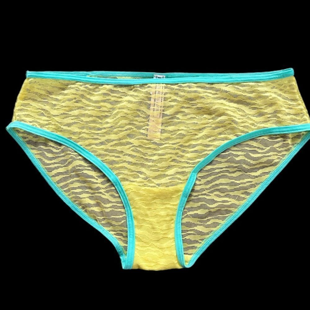 Victorias Secret low rise sexy sheer animal print Lace Hiphugger panty yellow M